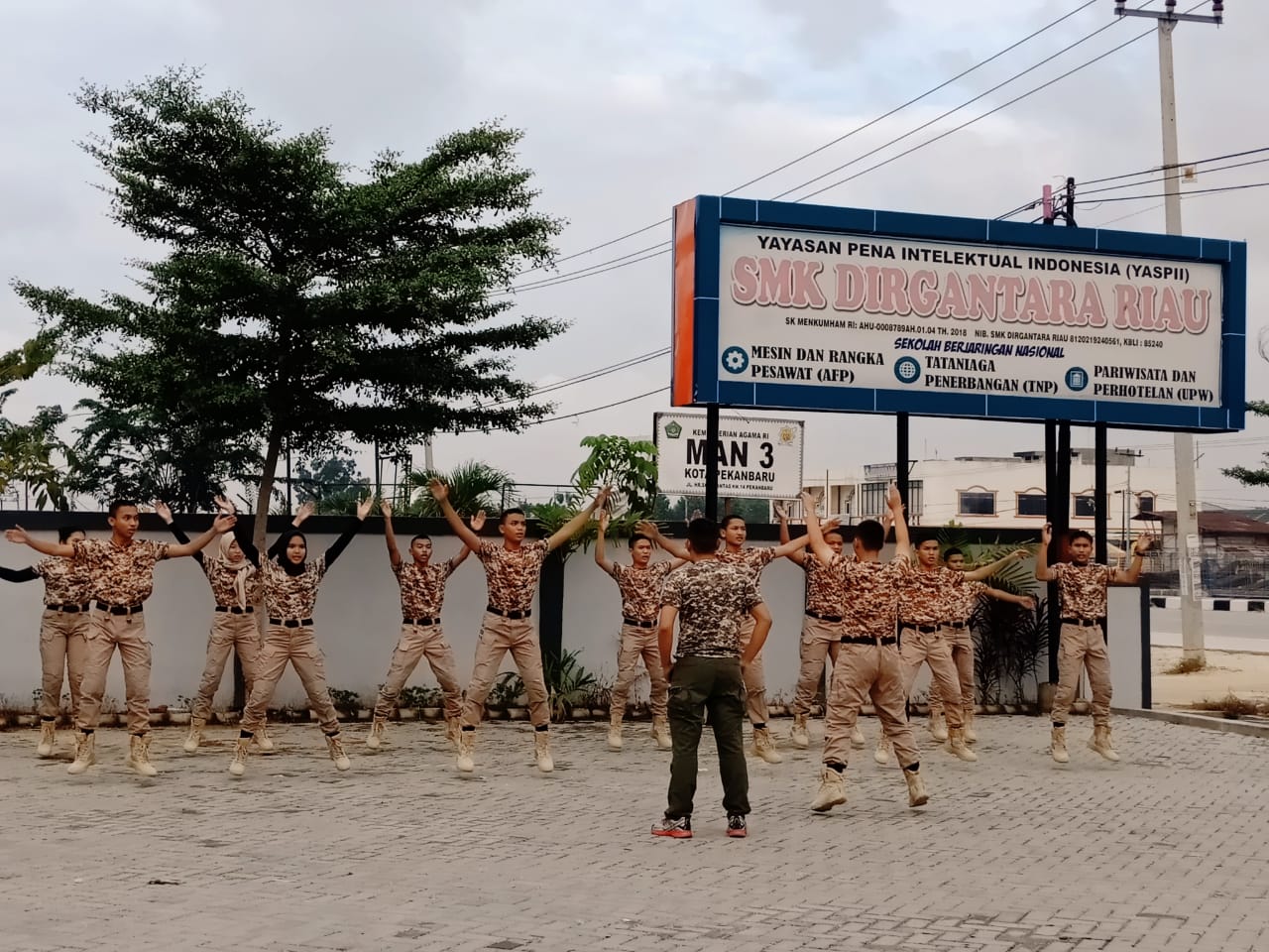 SMK Dirgantara Riau Punya Pasukan Merah Putih, Mereka Ditempa Jadi pemimpin
