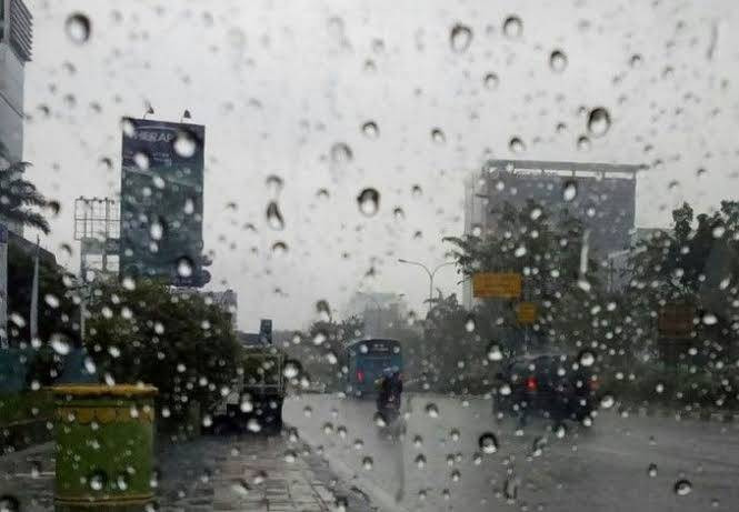 Sore hingga Malam Hujan Merata Guyur Riau