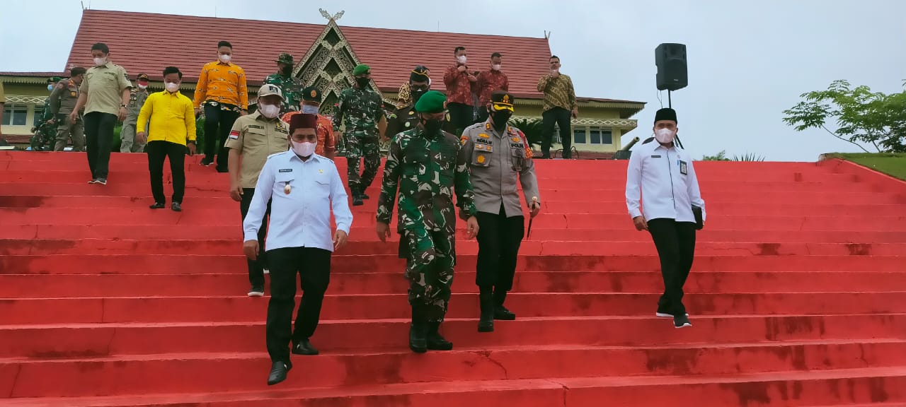Polsek Pangkalan Kerinci Ikuti Apel Gelar Satgas Penanggulangan Bencana Karhutla