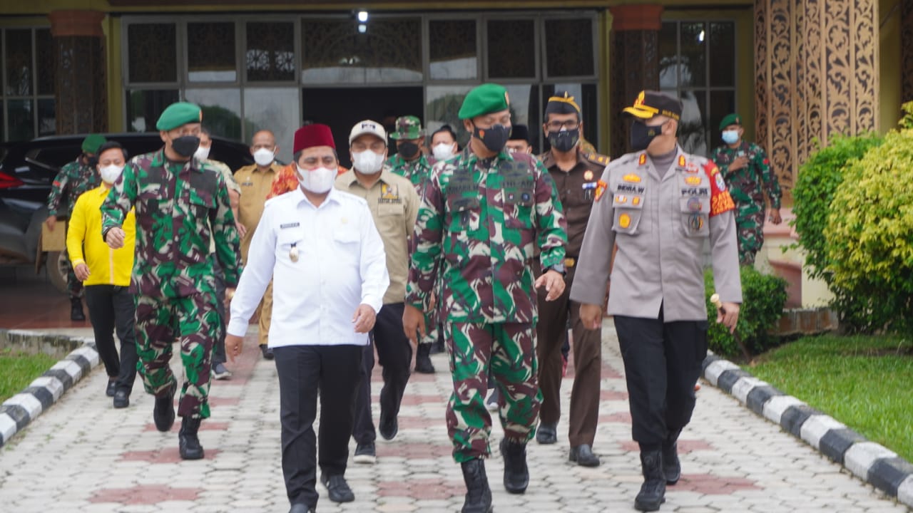 Kapolres Pelalawan Ikuti Apel Pasukan Satgas Penanggulangan Bencana Karhutla