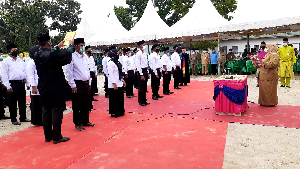 Bupati Bengkalis Lantik Anggota BPD di Talang Muandau
