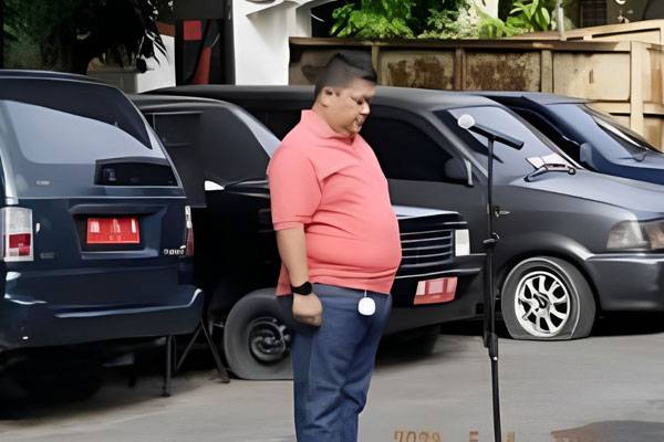Kepala DLHK Pekanbaru Pimpin Apel dan Gotong-royong di Workshop