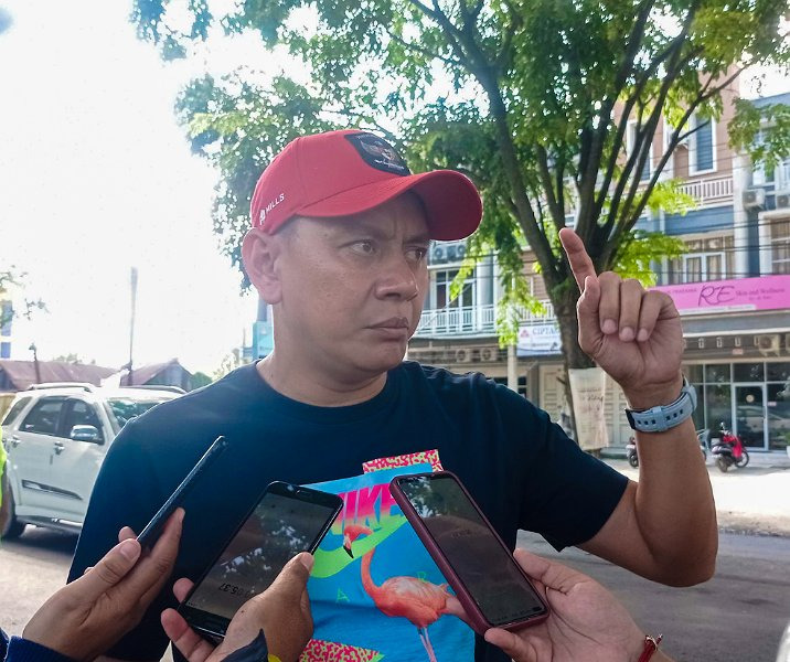 Komitmen Lakukan Perbaikan, Dinas PUPR Pekanbaru Tambal Sulam Jalan Ronggowarsito