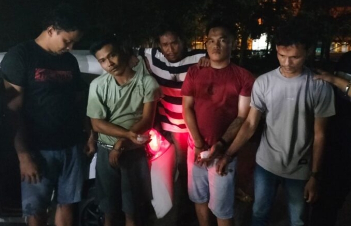 Tunggu Pembeli, 4 Pengedar Sabu Dibekuk Polisi di Depan Stadion Rumbai