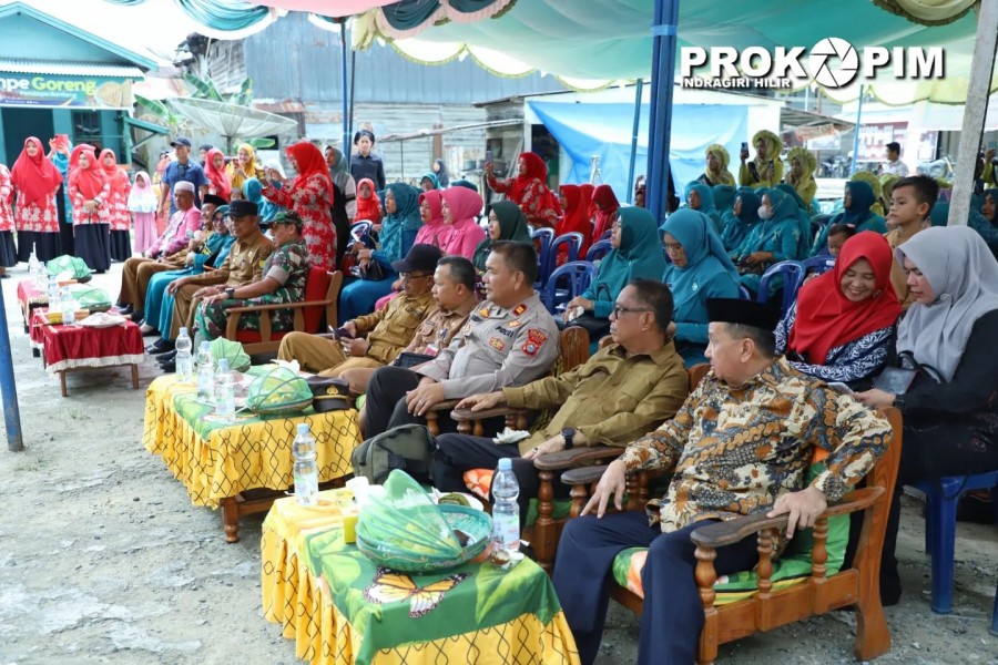 Kepala DP2KBP3A Inhil Sirajuddin Menghadiri Pengukuhan Bunda Asuh Stunting di Sungai Batang