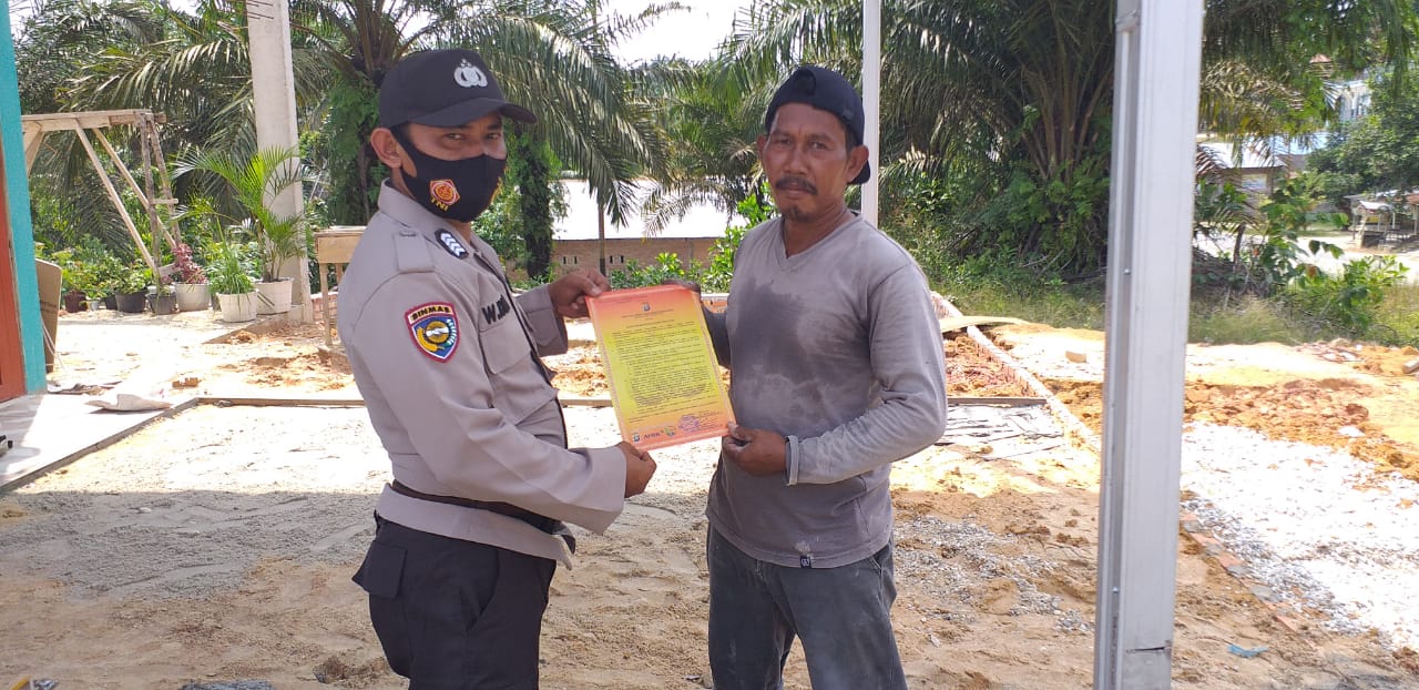Dukung Program 100 Hari Kapolri, Polsek Pangkalan Kerinci Patroli Karhutla