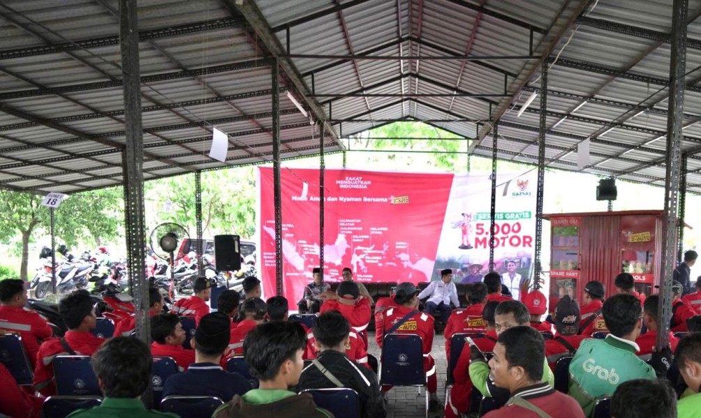 Masjid Raya Annur dan Baznas Riau Resmi Buka Layanan Servis dan Ganti Oli Gratis untuk 400 Ojol