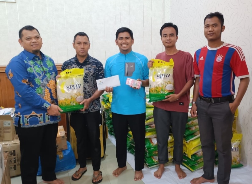 Masjid Raya An-Nur Riau Serahkan Donasi Tabligh Akbar An-Nur Peduli ke Baznas untuk Disalurkan ke Korban Bencana di Sumatera