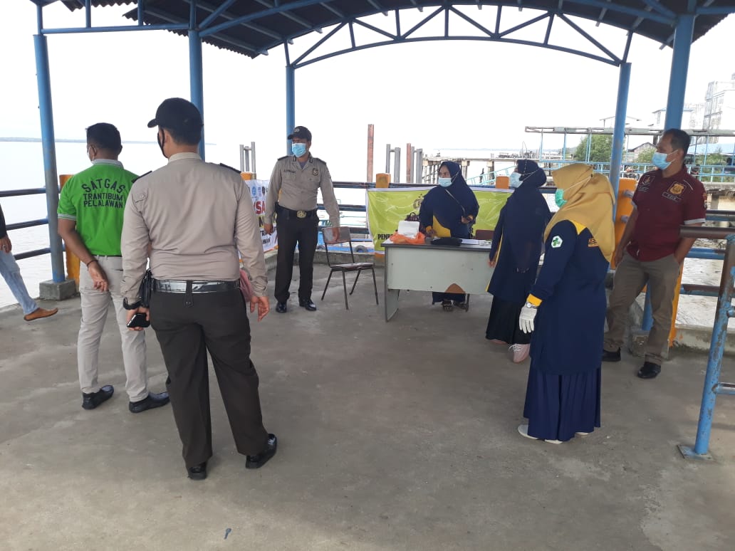 Polsek Kuala Kampar Perketat Pengawasan PPKM di Pelabuhan Penyalai