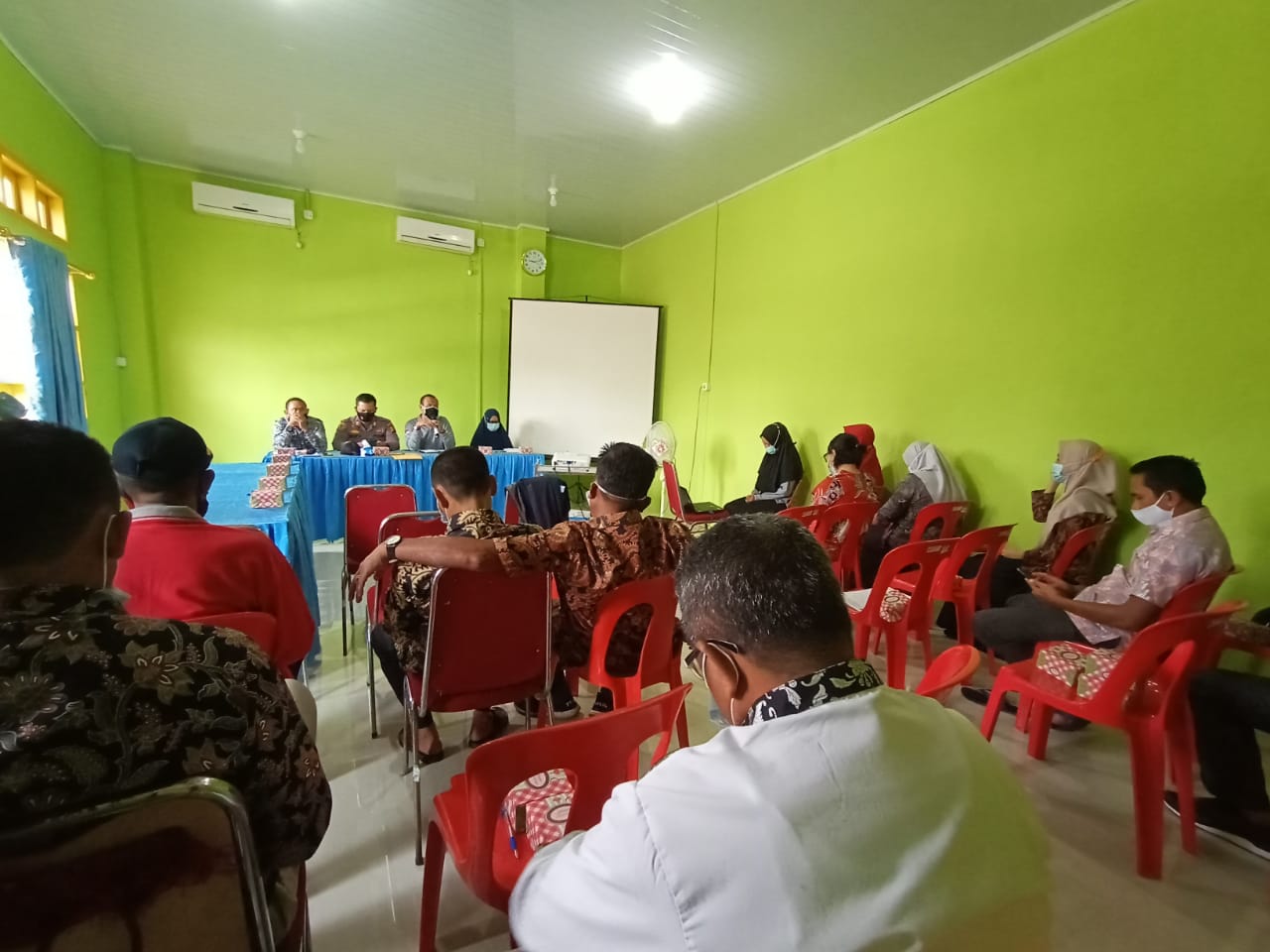 Kapolsek Kuala Kampar Hadiri Sosialisasi Vaksinasi Covid-19