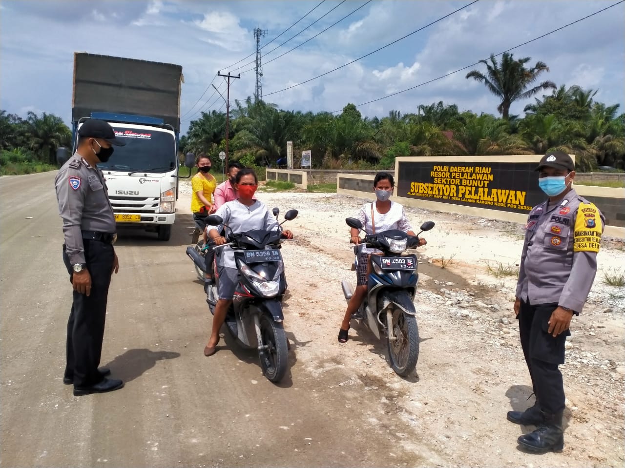 Tekan Penyebaran Covid 19, Polsubsektor Pelalawan Gelar Operasi Yustisi