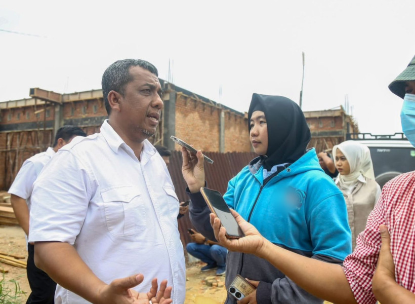 Pj Walikota Pekanbaru Tanggapi Kritik atas Penetapan Status Darurat Sampah