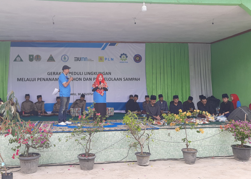 Hijaukan Pesantren, Santri Jadi Agen Perubahan Lingkungan