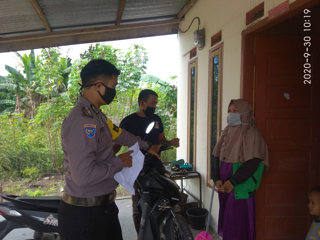 Melalui Bhabinkamtibmas, Polsek Pangkalan Kerinci Imbau Masyarakat Terapkan Protokol Kesehatan