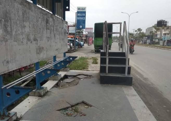 Kondisi Memprihatinkan, Banyak Halte Trans Metro Pekanbaru Dirusak