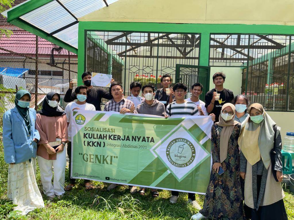 Gelar Sosialisasi, Mahasiswa Kukerta Abdimas Unri 2021 Kenalkan Produk Minuman Chorella Genki