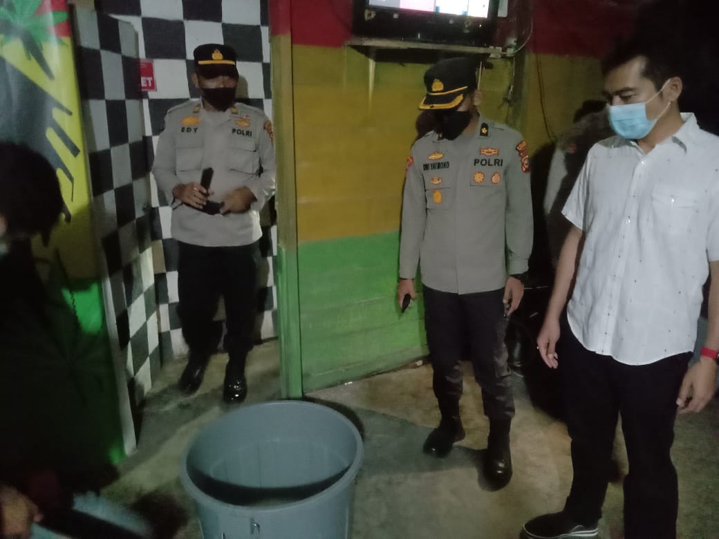 Cegah Pekat, Kapolres Pelalawan Kerahkan Personel Sisir Warung Tuak