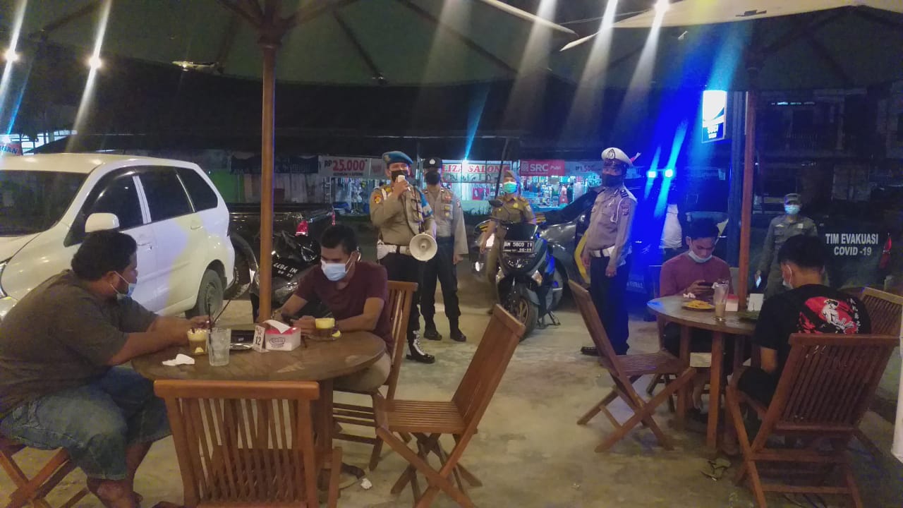Sasar Kerumunan Warga, Polsek Pangkalan Kuras Gelar Operasi Yustisi Prokes