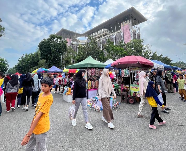 Pemko Pekanbaru Atur Ulang PKL CFD: Lokasi dan Jam Operasional Diperketat