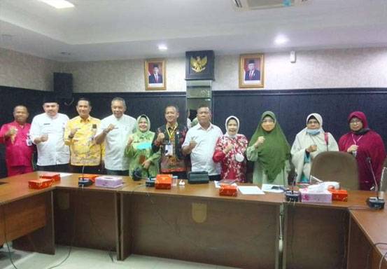 Bahas Masalah Kenaikan Bahan Pokok, Komisi II DPRD Pekanbaru Rapat dengan TPID dan Tiga OPD 
