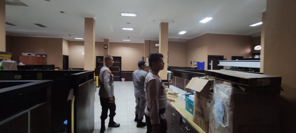 Polresta Pekanbaru Amankan Kantor KPU, Pastikan Pilkada Berjalan Lancar