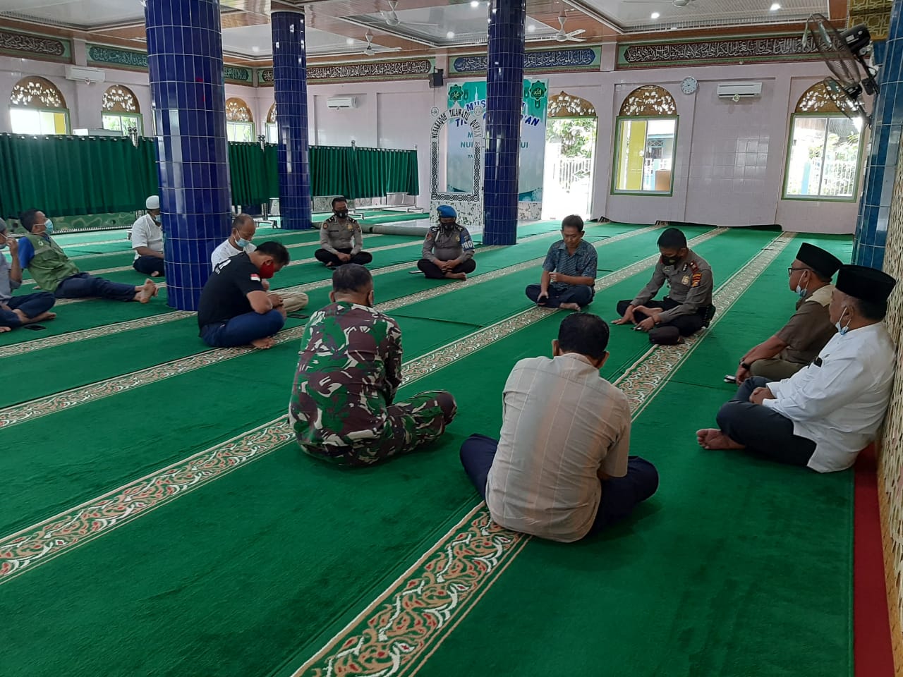 Perketat Prokes, Polsek Ukui dan Stake Holder Sambangi Sejumlah Masjid di Wilayah Hukum