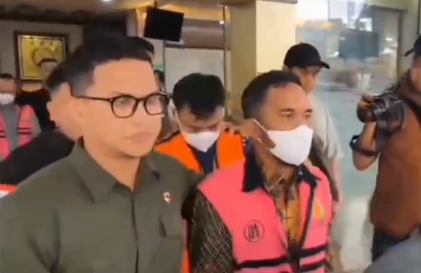 Korupsi Rp972 Juta di Diskominfo Pekanbaru: Tiga Tersangka Ditahan, Dugaan Mark-Up hingga 80 Persen