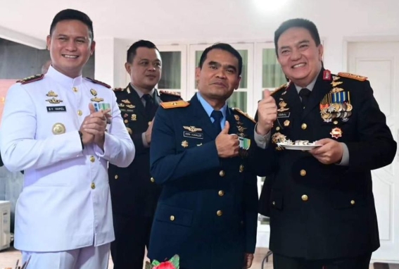 Rumah Irjen M Iqbal Didatangi Tiga Petinggi TNI di Riau