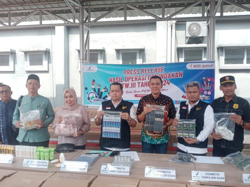 Jaringan Kosmetik Ilegal di Riau Dibongkar, Dua Tersangka Ditahan