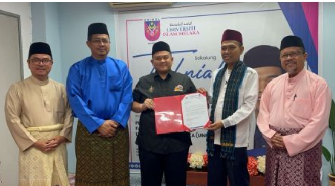Universitas di Malaysia Lantik UAS Sebagai Profesor Adjung, Naib Canselor UNIMEL: Dakwahnya Mudah Dipahami