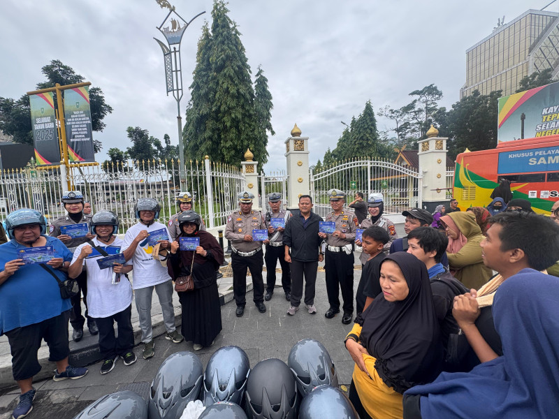 Dirlantas Polda Riau Ajak Masyarakat CFD Pekanbaru Jadi Pelopor Keselamatan Berlalu Lintas