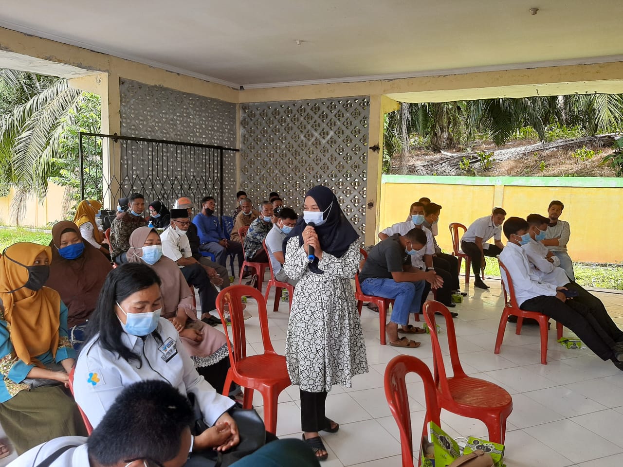 Wujudkan Masyarakat Sehat dan Produktif, Polsek Ukui Gelar Sosialisasi Vaksinasi