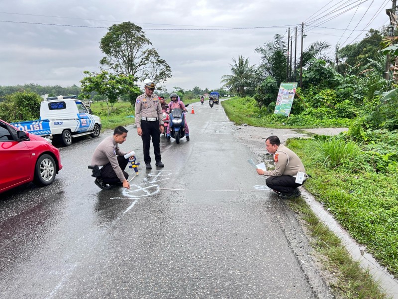 Diduga Akibat Kecepatan Tinggi, Kecelakaan Maut Tewaskan Pelajar di Kampar