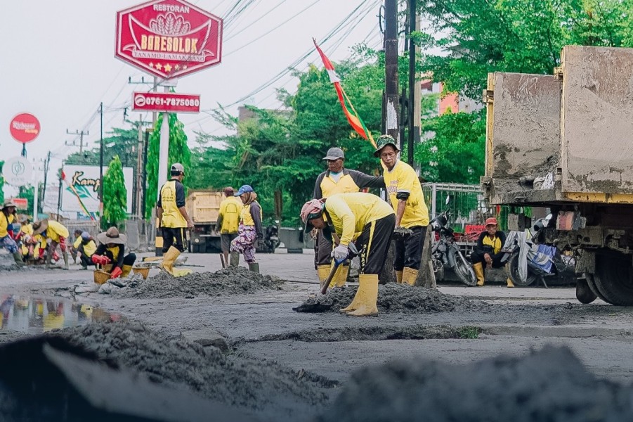 Dinas PUPR Pekanbaru Pastikan Overlay Jalan Neraca Masuk dalam Tahap Pengaspalan