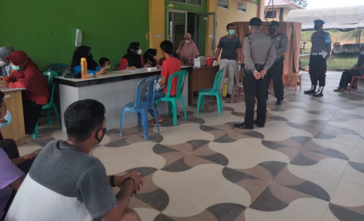 Polisi Kembali Kawal Giat Vaksinasi di Puskesmas Kecamatan Pangkalan Lesung