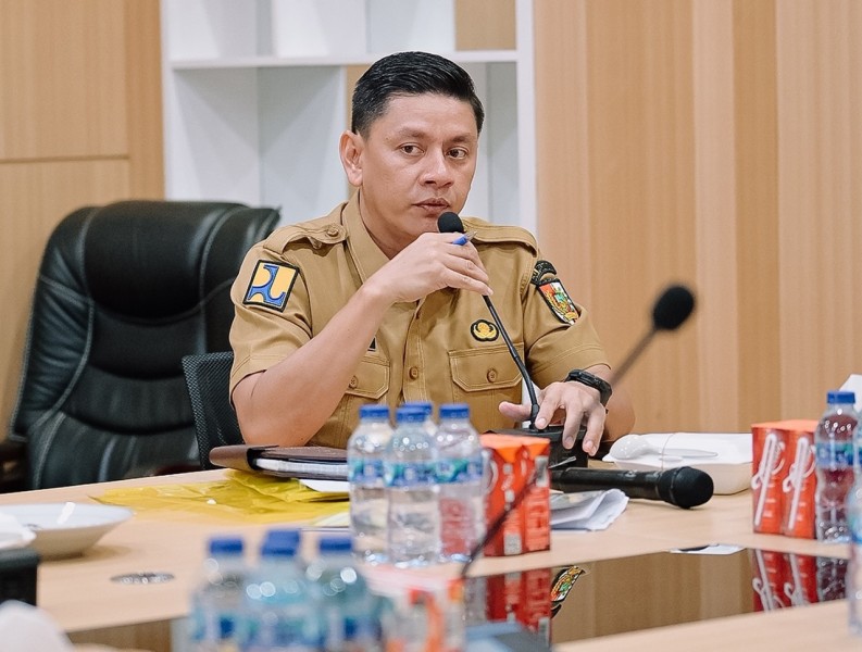 Di Hadapan Pj Walikota, Kepala Dinas PUPR Pekanbaru Paparkan Ranperwako Pengelolaan Air Limbah Domestik