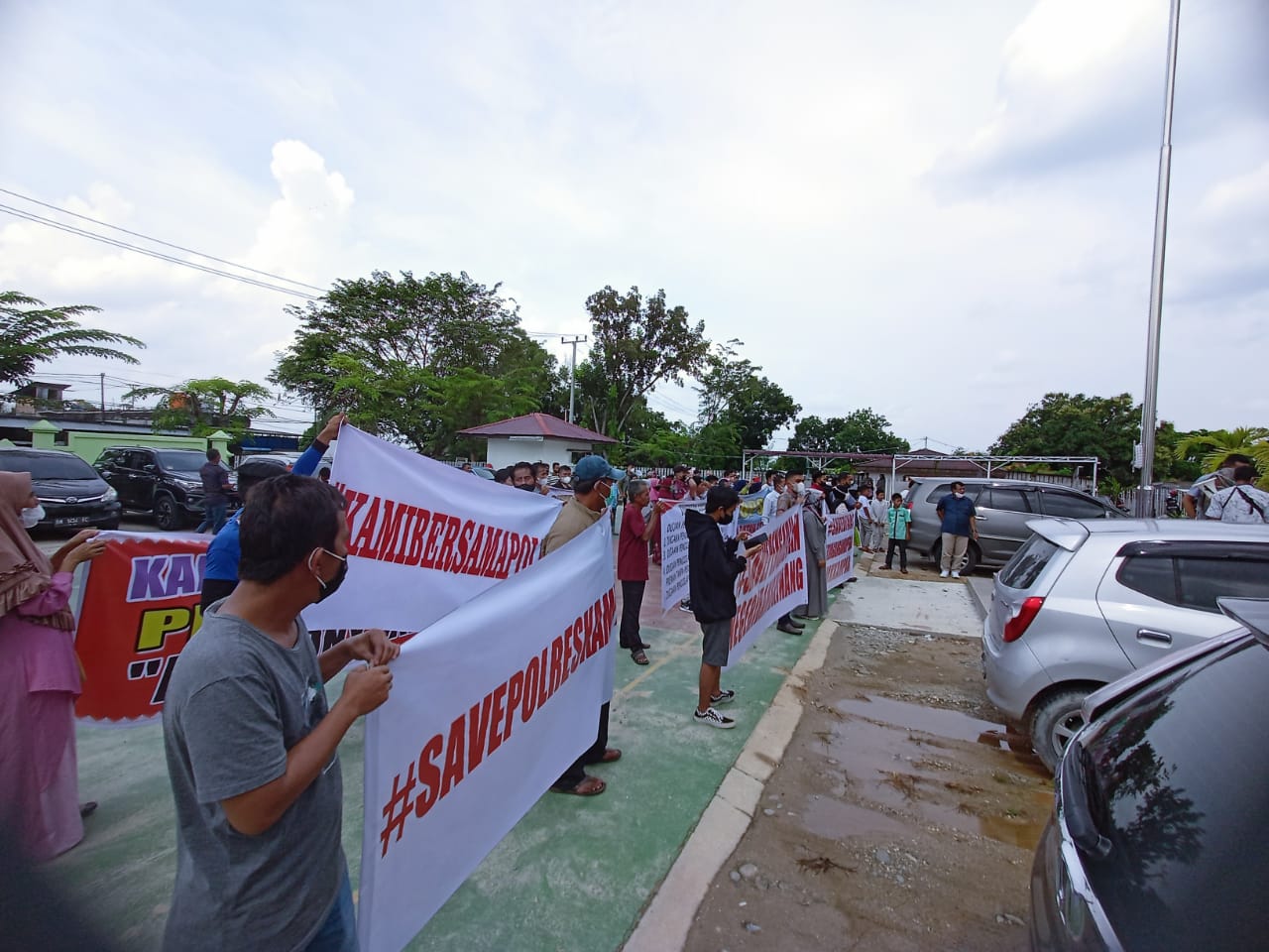 Petani Kopsa-M Gelar Aksi Damai di PN Bangkinang, Ini Tuntutannya