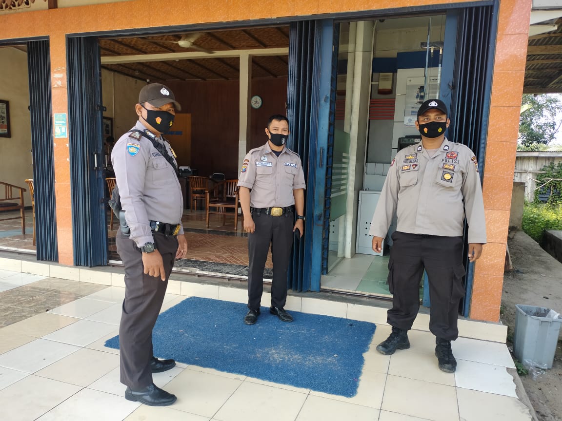 Polsek Bunut Patroli Cegah Aksi Kejahatan Sekaligus Sosialisasikan Prokes