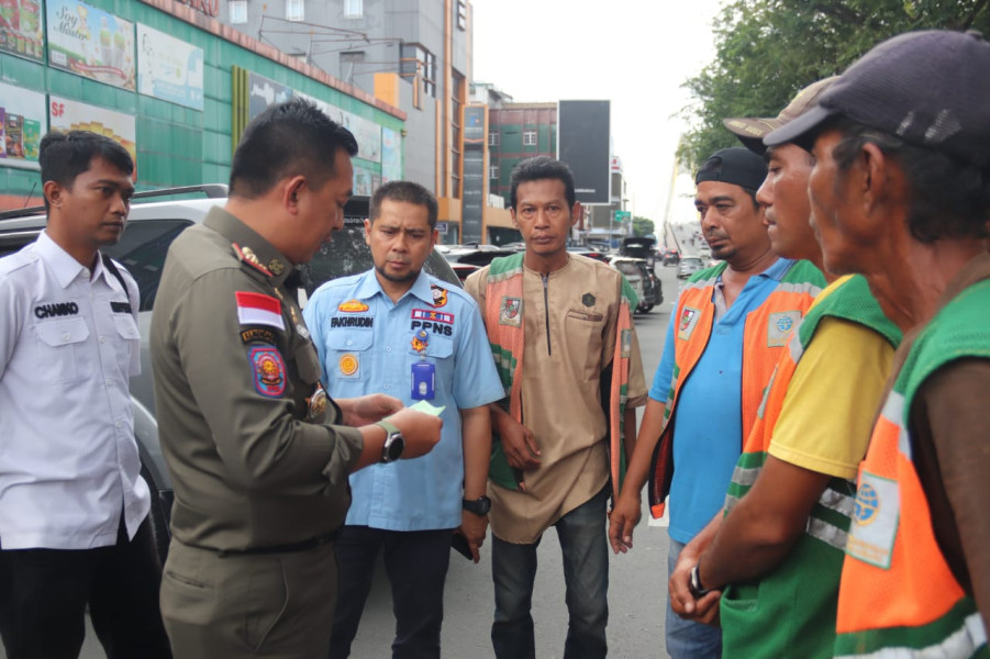 Satpol PP Pekanbaru Intensifkan Sosialisasi Penyesuaian Tarif Parkir