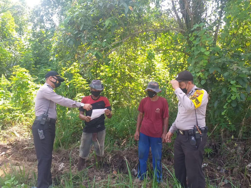 Polsek Pangkalan Kuras Sosialisasikan Maklumat Kapolda Riau, Ada Ancaman Pidana Bagi Pembakar Hutan