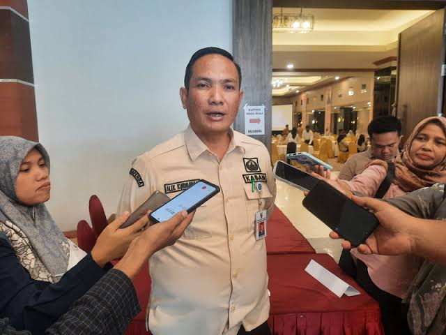 Reklame Ilegal di Pekanbaru Terancam Dibongkar