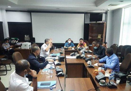 Bahas Persoalan PJU, Komisi IV DPRD Pekanbaru Hearing dengan Dinas Perhubungan