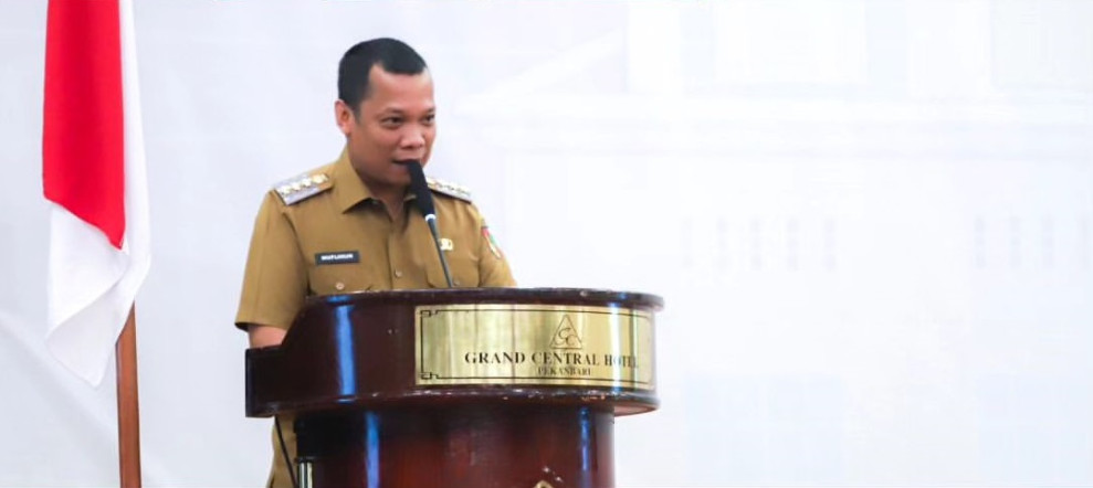 Terima Penghargaan Anugerah Kualitas Pengisian Jabatan Pimpinan Tinggi Tahun 2023, Kepala BKPSDM Dampingi Pj Walikota