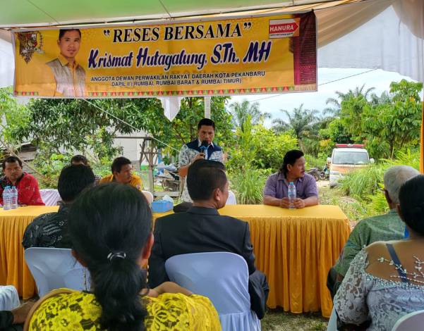 Reses di Kelurahan Palas, Warga Sampaikan Keluhan Soal Infrastruktur dan Sarana Pendidikan kepada Krismat Hutagalung