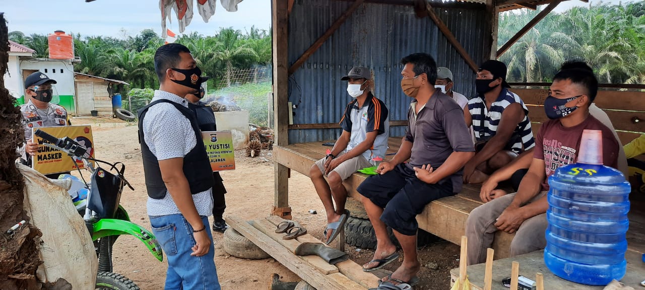Polsek Ukui Laksanakan Operasi Yustisi Hingga ke Polosok Desa Terpencil