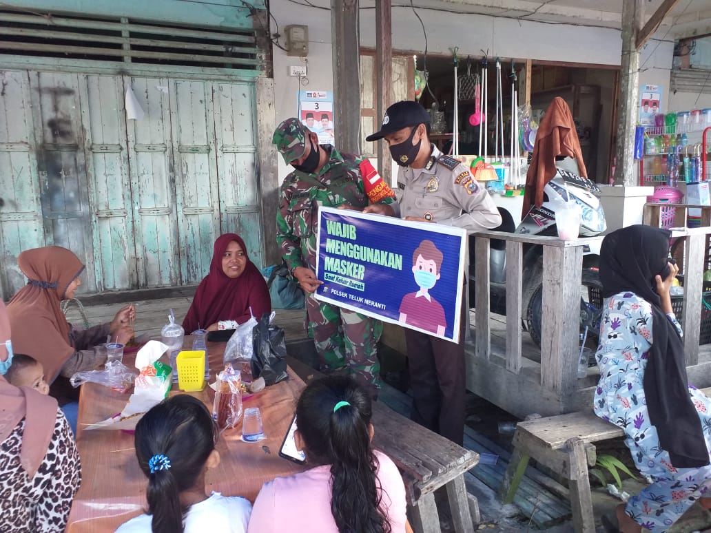 Polsek Teluk Meranti Gelar Razia Masker di Sepanjang Jalan Lintas Bono